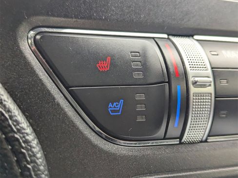 Used 2020 Ford Mustang GT Premium image 18