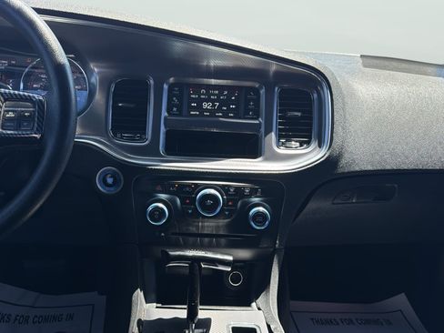 Used 2014 Dodge Charger SE RWD image 16