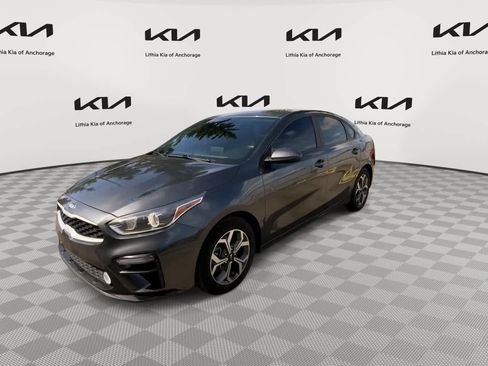 Used 2021 Kia Forte LXS FWD image 5