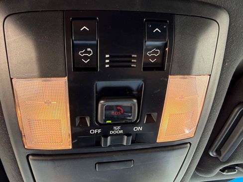 Used 2023 Lexus GX 460 Premium AWD/4WD image 21