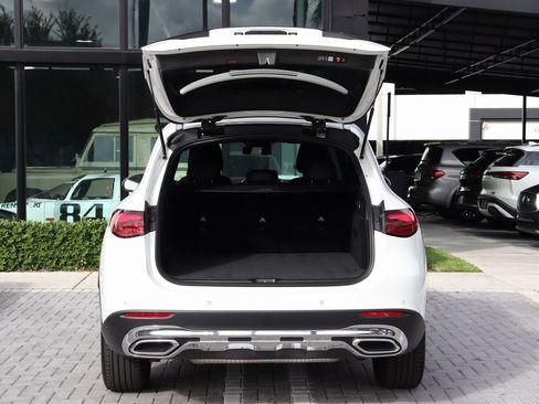 Used 2025 Mercedes-Benz GLC 300 GLC 300 image 7