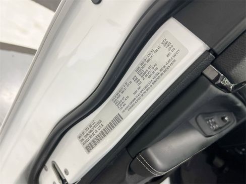 Used 2023 Jeep Grand Cherokee Altitude image 28