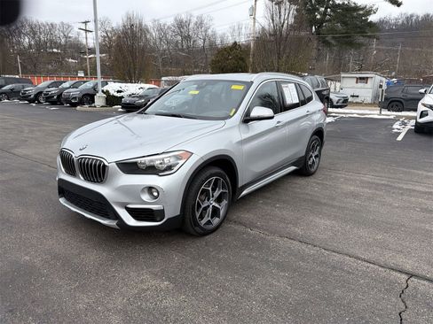 Used 2019 BMW X1 xDrive28i w/ Convenience Package image 4