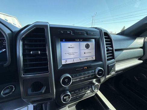Used 2019 Ford Expedition XLT AWD/4WD image 12