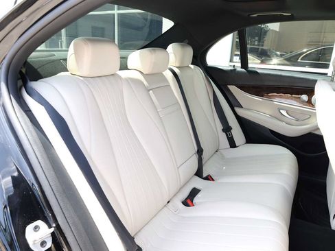 Used 2019 Mercedes-Benz E 450 4MATIC Sedan image 37