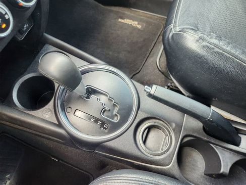 Used 2015 Mitsubishi Outlander Sport SE FWD image 19