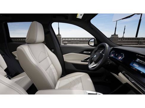 Used 2025 BMW X1 xDrive28i w/ Convenience Package image 7