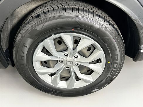 Used 2023 Honda CR-V LX image 11