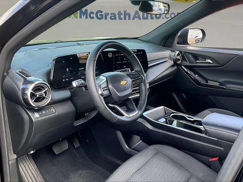 Used 2025 Chevrolet Equinox LT AWD/4WD image 21