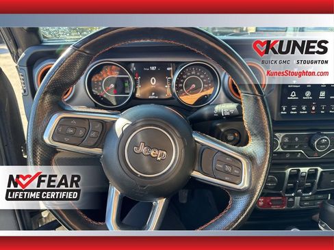 Used 2022 Jeep Gladiator Mojave w/ LED Lighting Group image 28