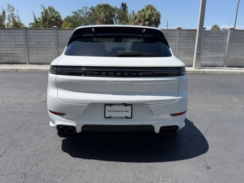New 2026 Porsche Cayenne S AWD/4WD image 11