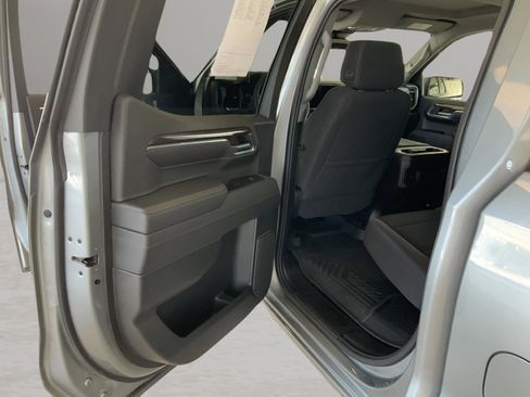 Used 2023 Chevrolet Silverado 1500 RST image 24