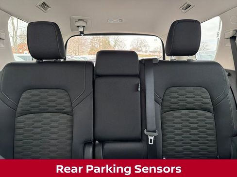 New 2025 Nissan Pathfinder SV w/ Black Appearance Package image 37