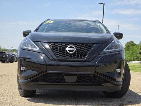 Used 2024 Nissan Murano SV w/ SV Midnight Edition Package image 13