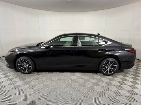 New 2025 Lexus ES 350 w/ Premium Package image 3