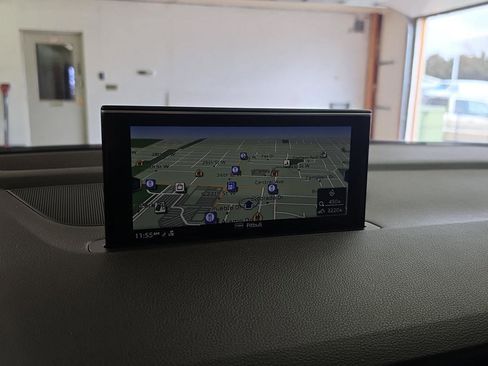 Used 2018 Audi Q7 3.0T Premium Plus w/ Premium Plus Package image 12