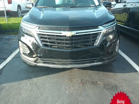 Used 2024 Chevrolet Equinox LT FWD image 1
