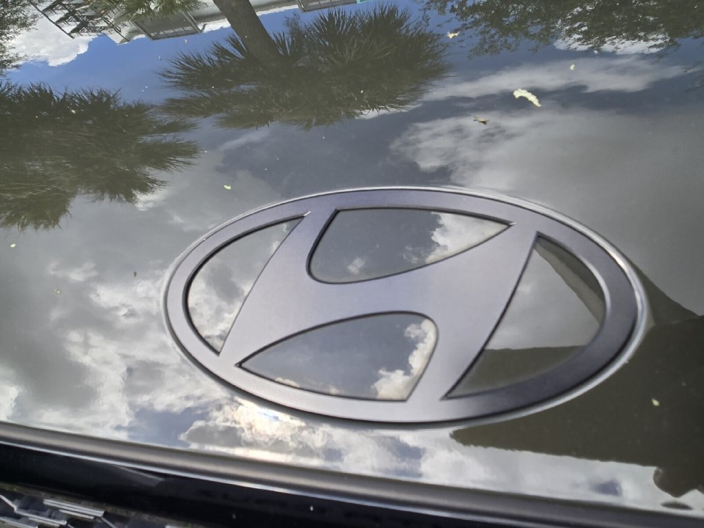 Used 2024 Hyundai Santa Fe Calligraphy FWD image 11