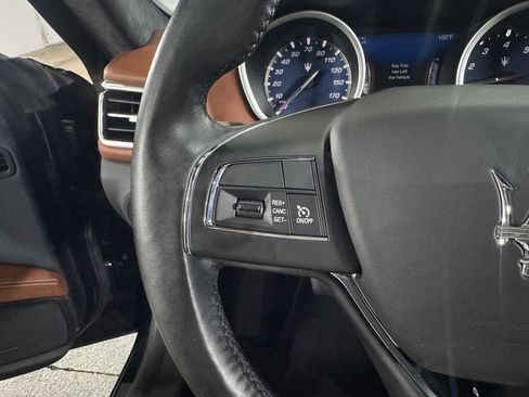 Used 2019 Maserati Ghibli S GranLusso AWD/4WD image 25