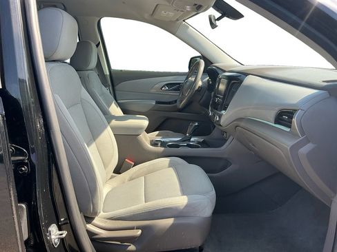 Used 2019 Chevrolet Traverse LT FWD image 22