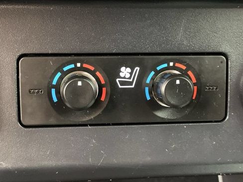 Certified 2022 Toyota 4Runner Limited AWD/4WD image 30
