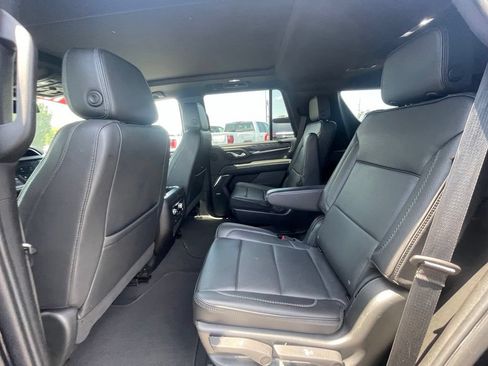 Used 2023 GMC Yukon Denali AWD/4WD image 26
