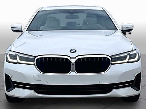 Used 2021 BMW 540i w/ Premium Package RWD image 3