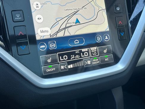 Used 2024 Subaru Ascent Limited w/ Technology Package image 25