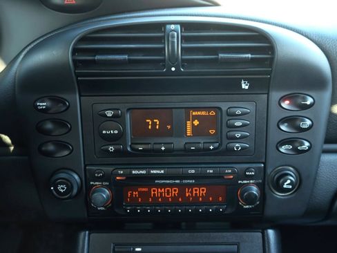 Used 2004 Porsche Boxster S image 25