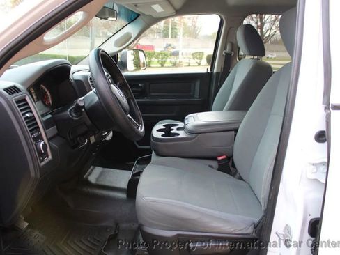 Used 2017 RAM 3500 Tradesman w/ Chrome Appearance Group image 11