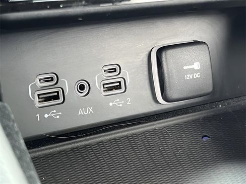 Used 2022 Jeep Grand Cherokee L Overland w/ Luxury Tech Group IV image 31