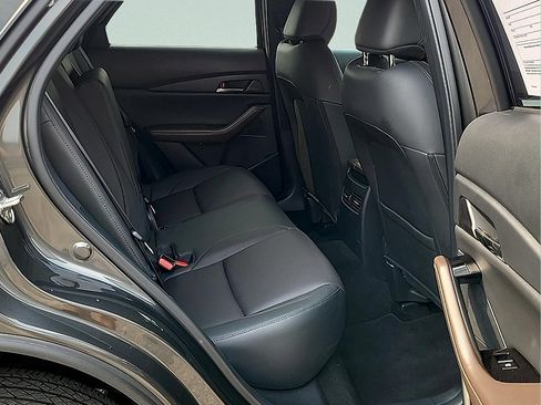 Certified 2023 MAZDA CX-30 AWD 2.5 S w/ Premium Package image 11