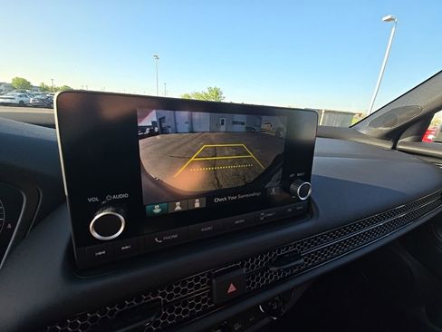 Used 2025 Honda HR-V Sport image 21