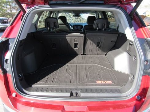 Used 2020 GMC Terrain SLT w/ Preferred Package image 25