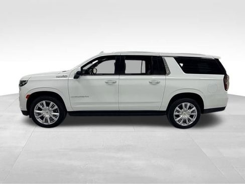 Certified 2021 Chevrolet Suburban High Country image 3