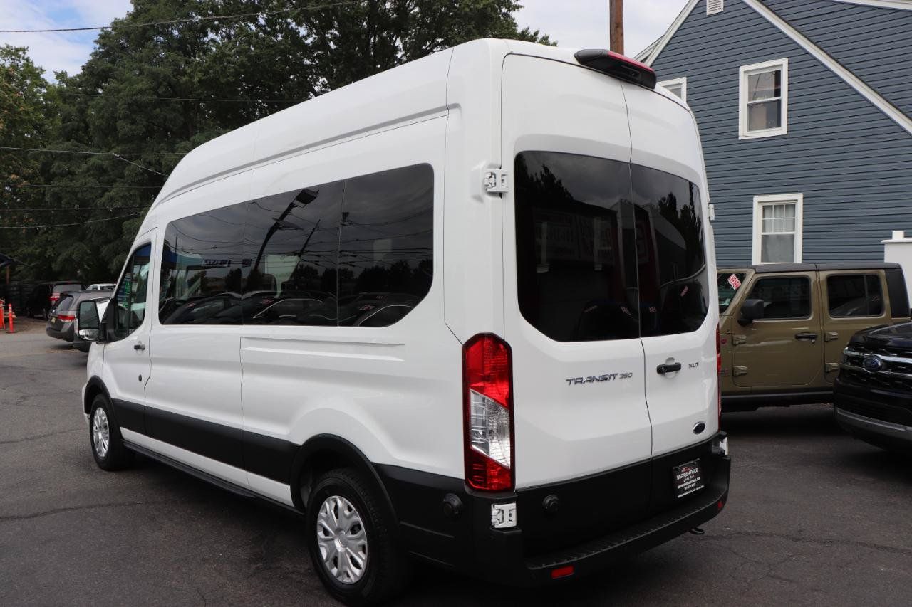 Used 2024 Ford Transit 350 XLT RWD image 3