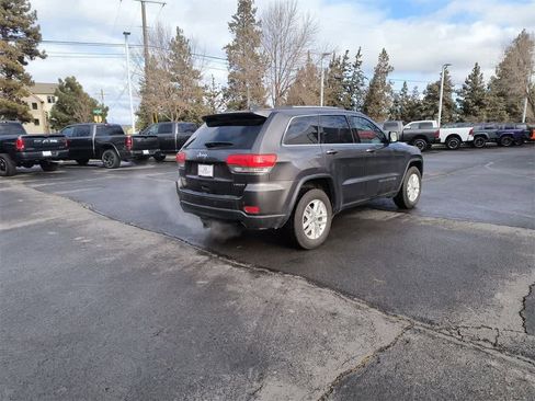 Used 2017 Jeep Grand Cherokee Laredo w/ Quick Order Package 23E image 14