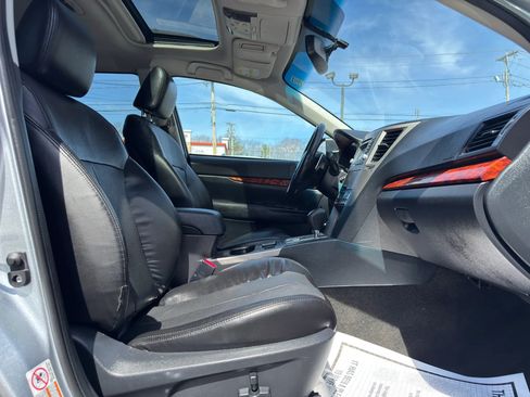 Used 2012 Subaru Outback 3.6R Limited w/ Moonroof Pkg image 19