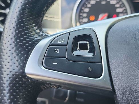 Used 2018 Mercedes-Benz E 400 Coupe image 23