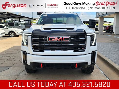 New 2026 GMC Sierra 2500 AT4 w/ AT4 Premium Plus Package AWD/4WD image 8