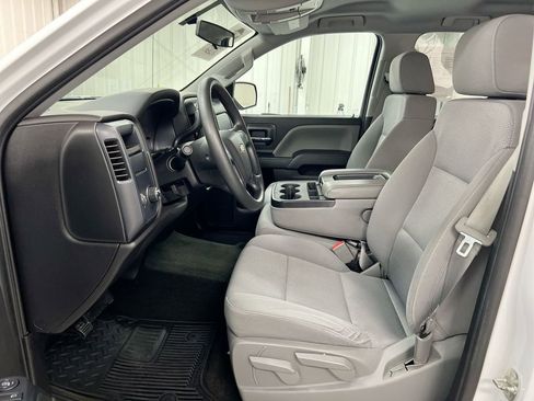 Used 2016 Chevrolet Silverado 1500 Custom w/ Custom Convenience Package image 18