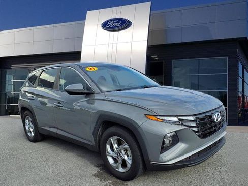 Used 2024 Hyundai Tucson SE FWD image 1