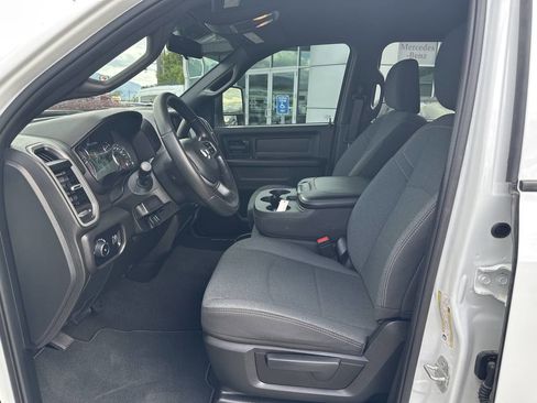 Used 2024 RAM 3500 Tradesman w/ Chrome Appearance Group image 13