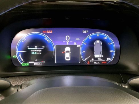 Used 2023 Toyota Crown AWD/4WD image 26