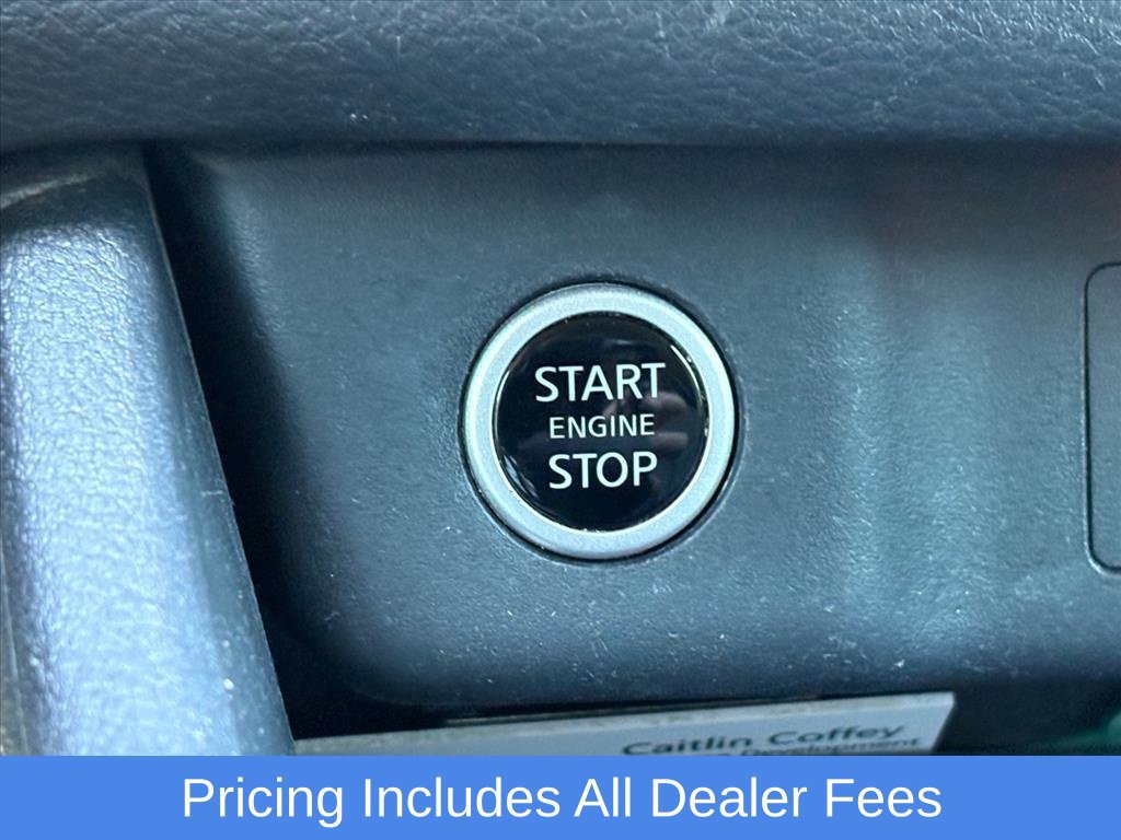 Used 2021 Nissan Rogue S AWD/4WD image 12