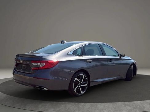 Used 2019 Honda Accord Sport image 7