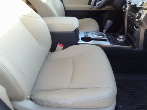 Used 2023 Toyota 4Runner Limited image 29