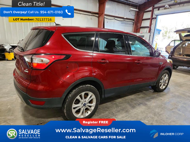 Used 2017 Ford Escape SE FWD image 4