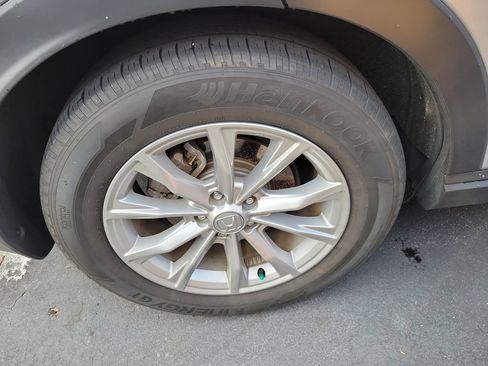Used 2024 Honda CR-V EX-L image 12