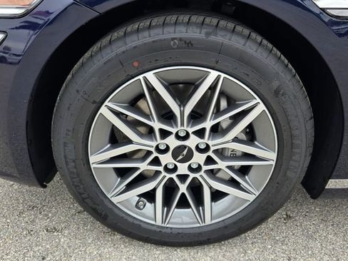 New 2026 Genesis G80 2.5T image 5